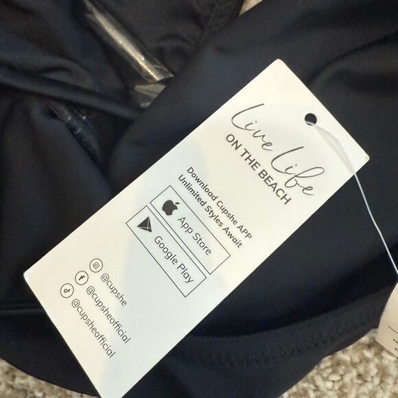 Cupshe large ruffle ruched low back tie one piece swimsuit SW2 2430 - Picture 2 of 13